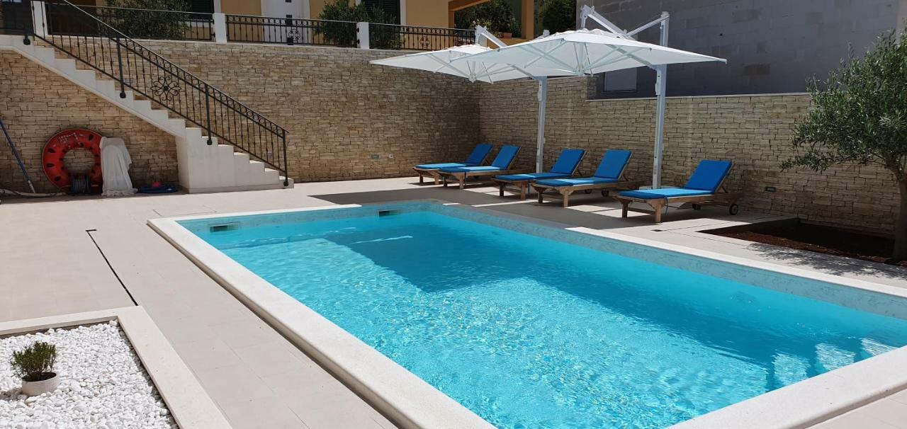 Apartment Azaleja Сали Екстер'єр фото